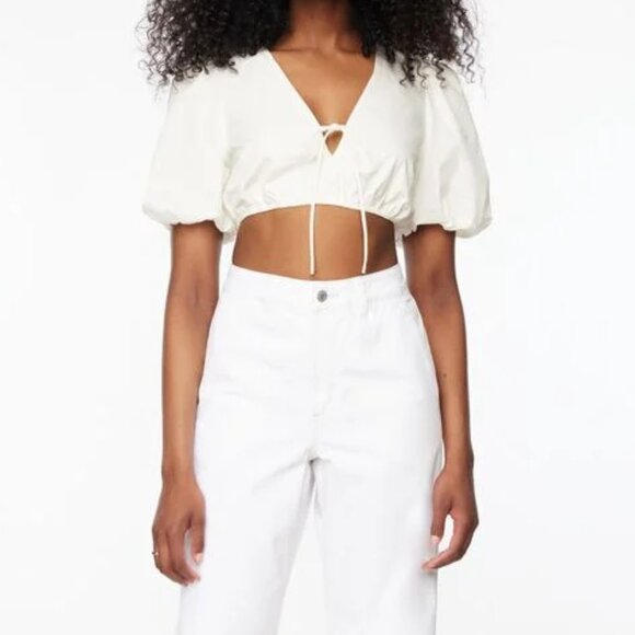 NWT Tie Front Puff Sleeve Cropped Blouse - Picture 3 of 3